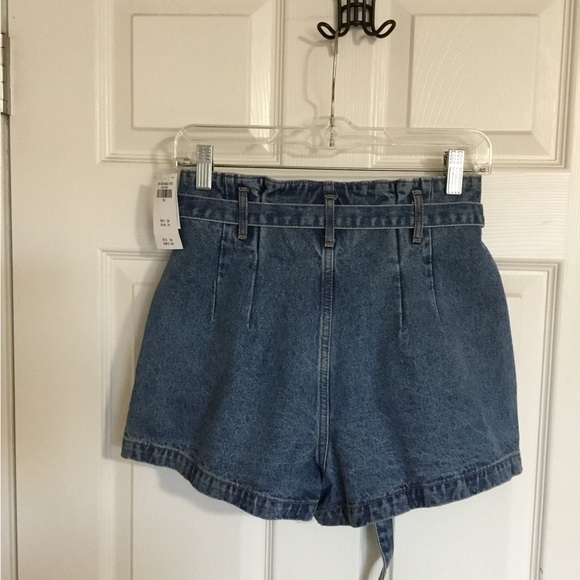 Abercrombie & Fitch Sz 26/2 Denim Paper Bag Waist Shorts Natural Rise High Rise - Picture 4 of 11